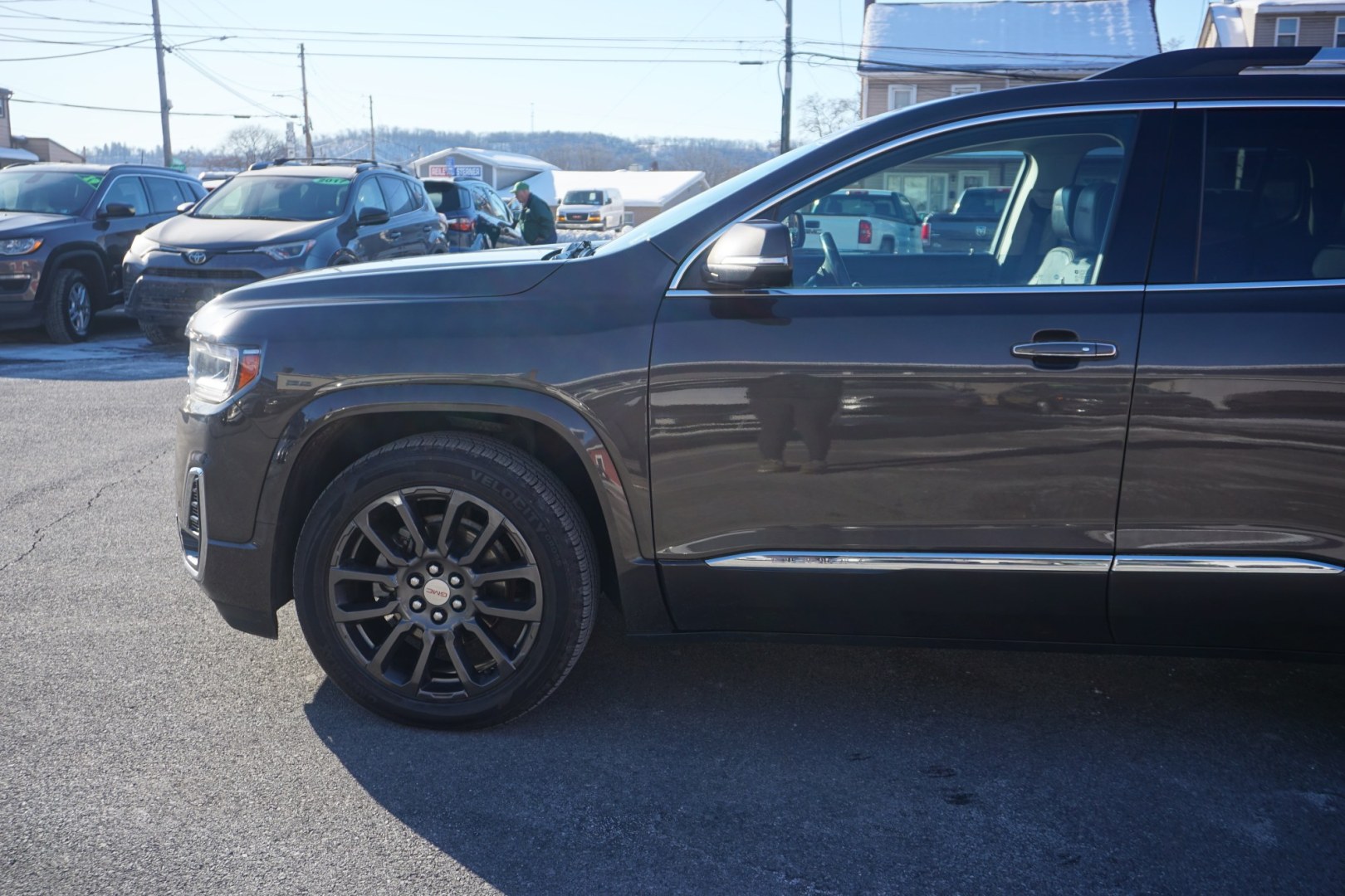 2020 Satin Steel Metallic /Dark Galvanized/Light Shale GMC ACADIA DENALI (1GKKNXLS7LZ) with an 3.6L V-6 gasoline direct injection engine, located at 312 Centre Ave, Schuylkill Haven, PA, 17972, (570) 593-5278, 40.638130, -76.177383 - Photo#1