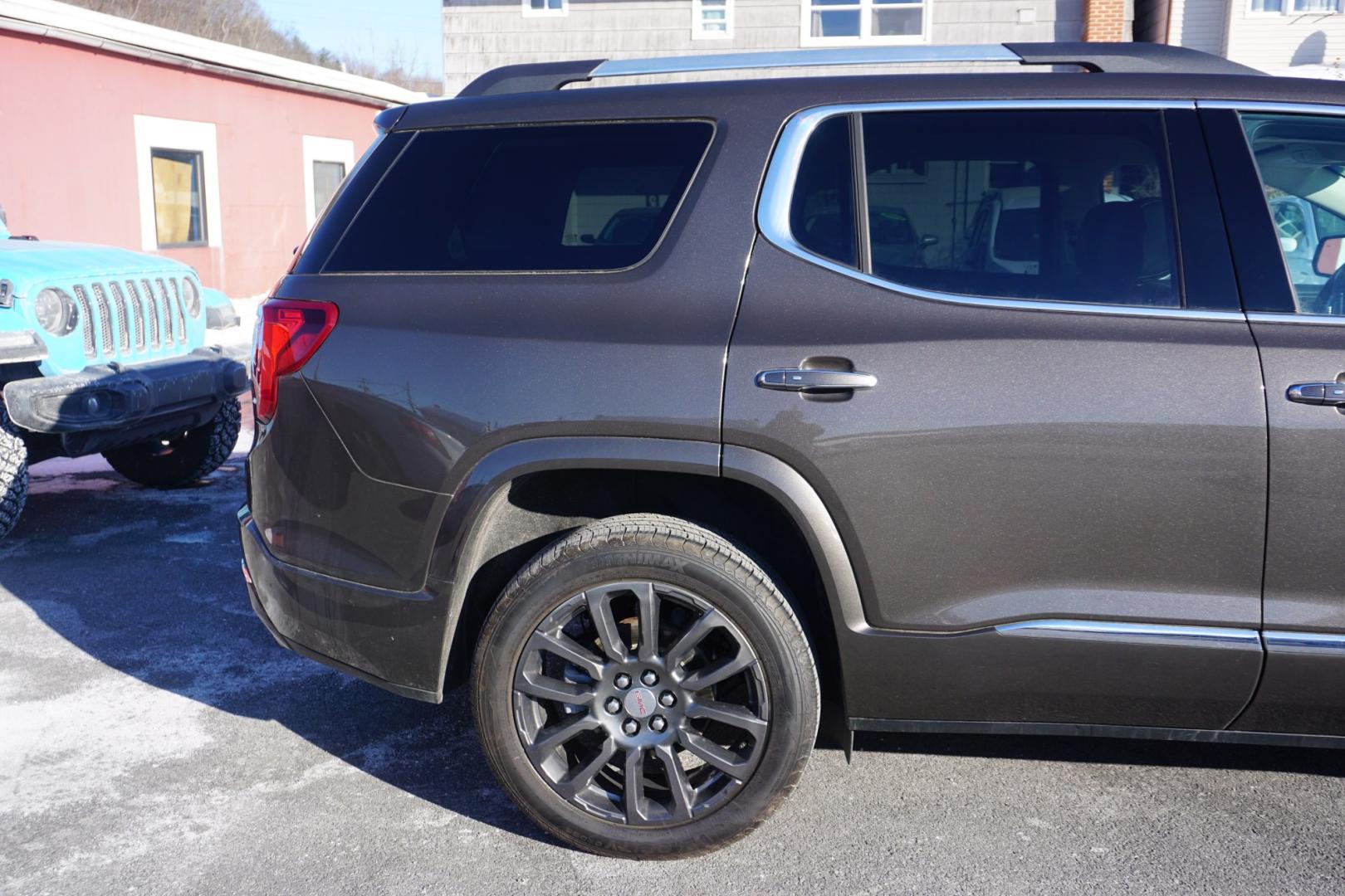 2020 Satin Steel Metallic /Dark Galvanized/Light Shale GMC ACADIA DENALI (1GKKNXLS7LZ) with an 3.6L V-6 gasoline direct injection engine, located at 312 Centre Ave, Schuylkill Haven, PA, 17972, (570) 593-5278, 40.638130, -76.177383 - Photo#15
