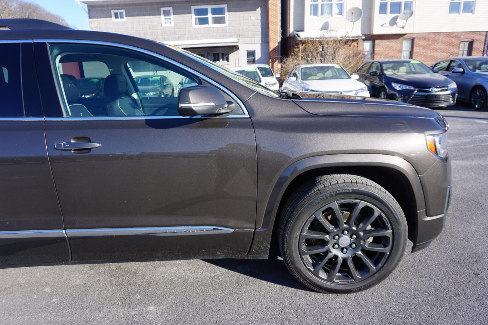 2020 Satin Steel Metallic /Dark Galvanized/Light Shale GMC ACADIA DENALI (1GKKNXLS7LZ) with an 3.6L V-6 gasoline direct injection engine, located at 312 Centre Ave, Schuylkill Haven, PA, 17972, (570) 593-5278, 40.638130, -76.177383 - Photo#19
