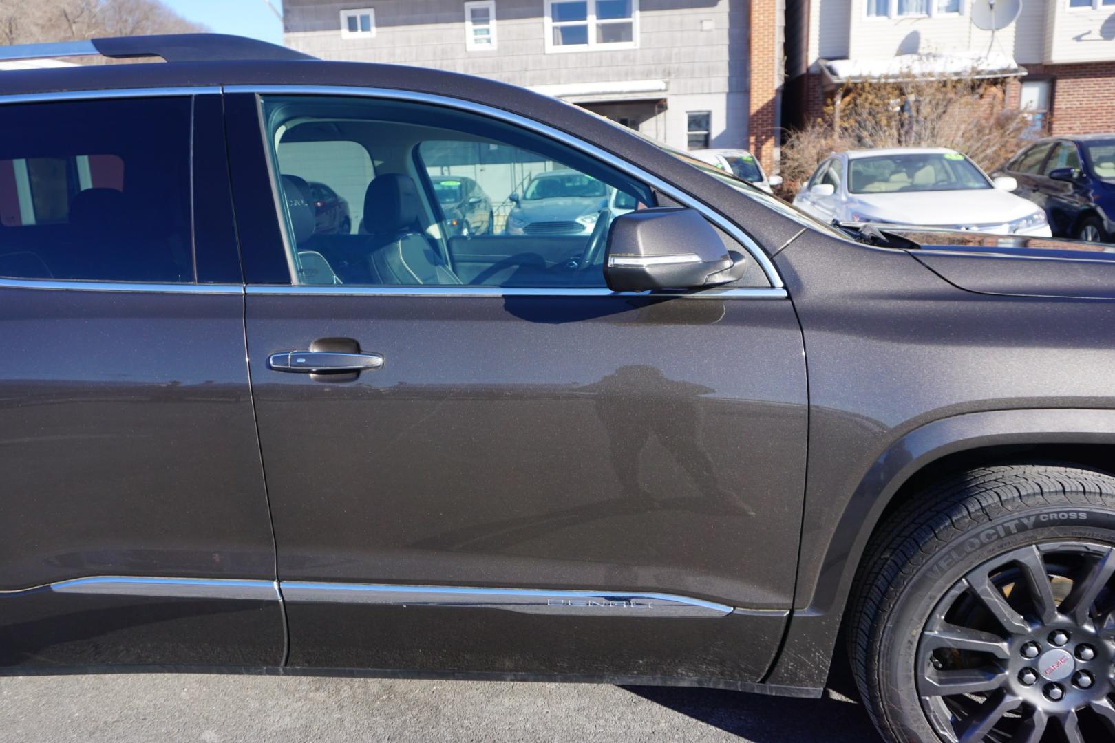 2020 Satin Steel Metallic /Dark Galvanized/Light Shale GMC ACADIA DENALI (1GKKNXLS7LZ) with an 3.6L V-6 gasoline direct injection engine, located at 312 Centre Ave, Schuylkill Haven, PA, 17972, (570) 593-5278, 40.638130, -76.177383 - Photo#21