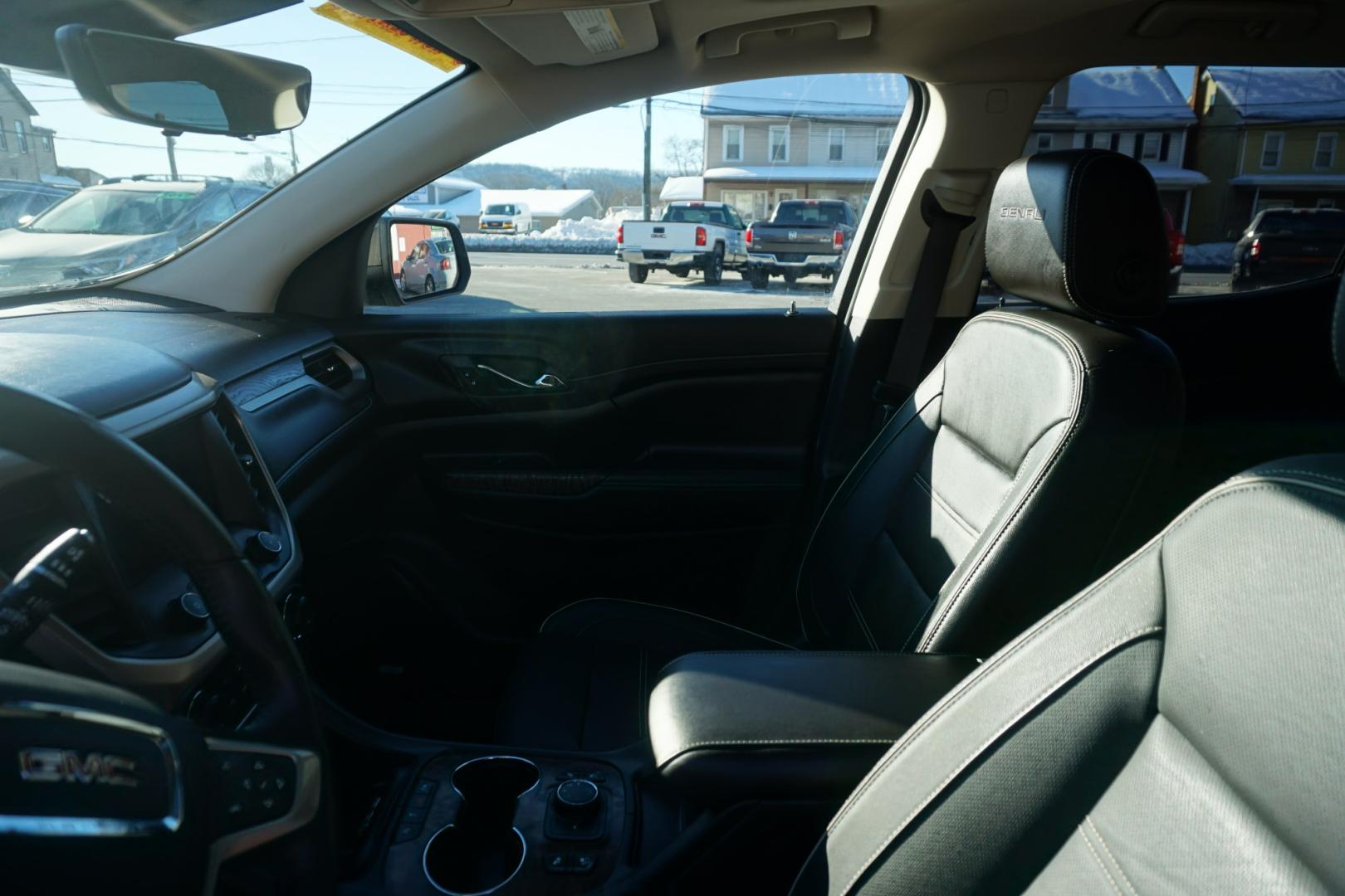2020 Satin Steel Metallic /Dark Galvanized/Light Shale GMC ACADIA DENALI (1GKKNXLS7LZ) with an 3.6L V-6 gasoline direct injection engine, located at 312 Centre Ave, Schuylkill Haven, PA, 17972, (570) 593-5278, 40.638130, -76.177383 - Photo#29