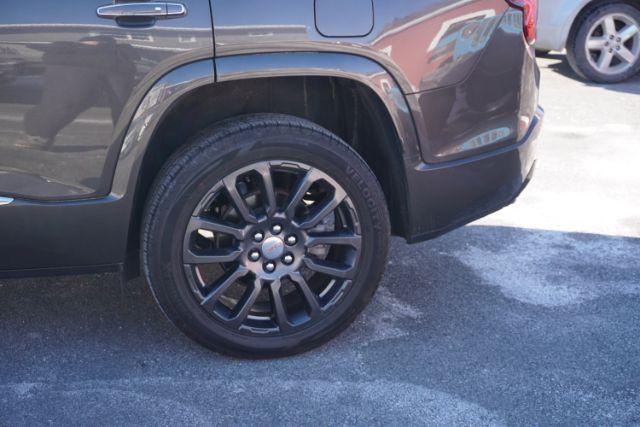 2020 Satin Steel Metallic /Dark Galvanized/Light Shale GMC Acadia AWD Denali (1GKKNXLS7LZ) , located at 312 Centre Ave, Schuylkill Haven, PA, 17972, (570) 593-5278, 40.638130, -76.177383 - Photo#8