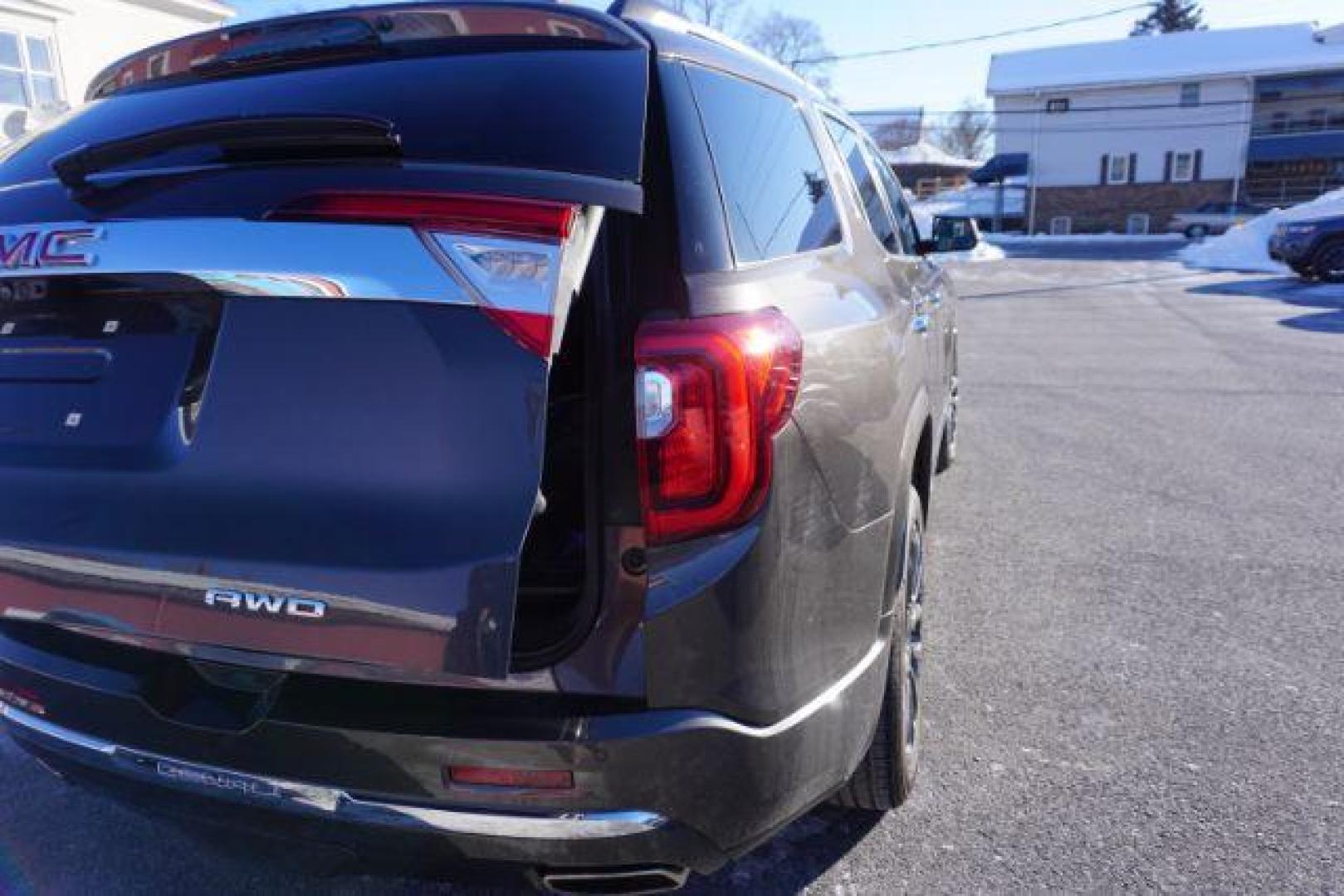 2020 Satin Steel Metallic /Dark Galvanized/Light Shale GMC ACADIA DENALI (1GKKNXLS7LZ) with an 3.6L V-6 gasoline direct injection engine, located at 312 Centre Ave, Schuylkill Haven, PA, 17972, (570) 593-5278, 40.638130, -76.177383- Photo#53