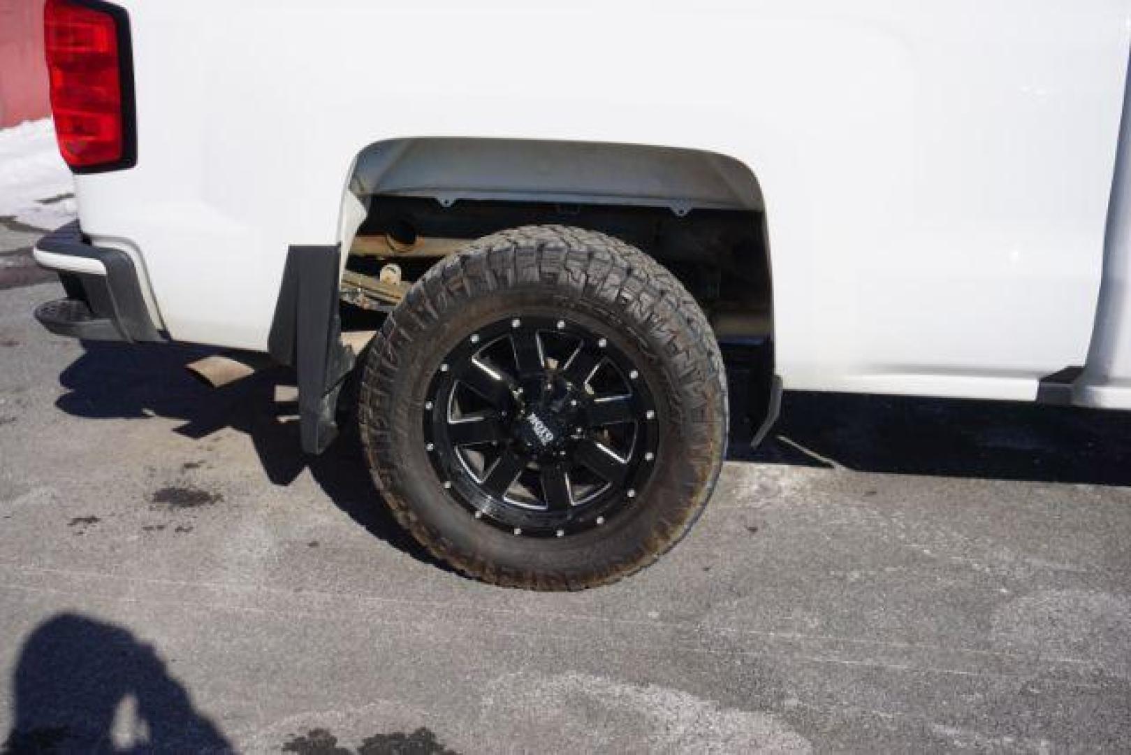 2018 Summit White /Dark Ash/Jet Black Chevrolet Silverado 1500 Custom (1GCVKPEC6JZ) with an EcoTec3 4.3L V-6 gasoline direct injection engine, located at 312 Centre Ave, Schuylkill Haven, PA, 17972, (570) 593-5278, 40.638130, -76.177383 - Photo#17