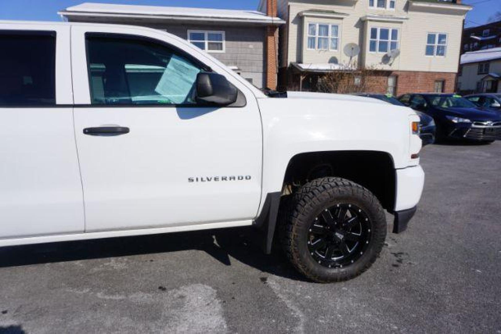 2018 Summit White /Dark Ash/Jet Black Chevrolet Silverado 1500 Custom (1GCVKPEC6JZ) with an EcoTec3 4.3L V-6 gasoline direct injection engine, located at 312 Centre Ave, Schuylkill Haven, PA, 17972, (570) 593-5278, 40.638130, -76.177383 - Photo#19