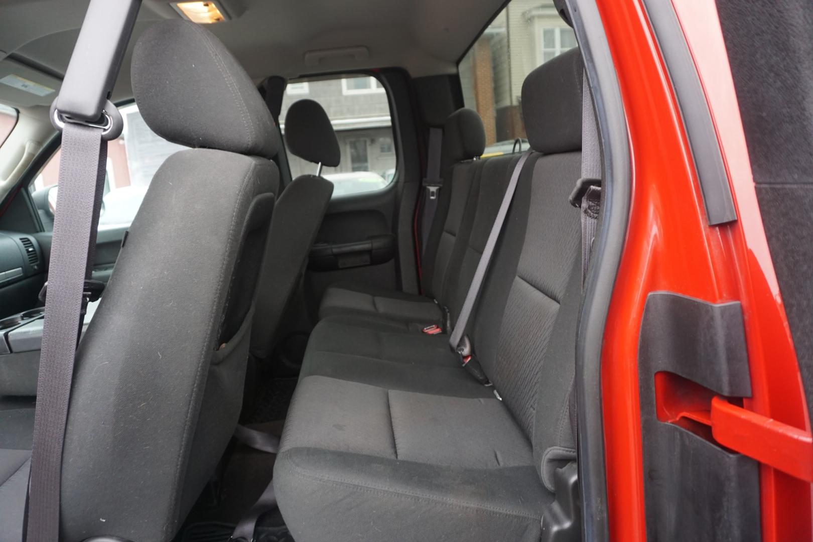 2013 Victory Red CHEVROLET SILVERADO 1500 LT (1GCRKSE78DZ) , located at 312 Centre Ave, Schuylkill Haven, PA, 17972, (570) 593-5278, 40.638130, -76.177383- Photo#31