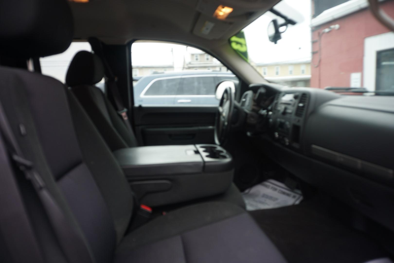 2013 Victory Red CHEVROLET SILVERADO 1500 LT (1GCRKSE78DZ) , located at 312 Centre Ave, Schuylkill Haven, PA, 17972, (570) 593-5278, 40.638130, -76.177383 - Photo#39