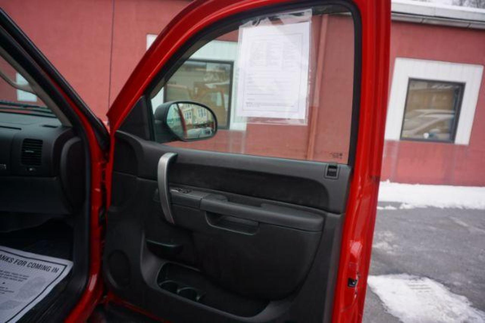 2013 Victory Red CHEVROLET SILVERADO 1500 LT (1GCRKSE78DZ) , located at 312 Centre Ave, Schuylkill Haven, PA, 17972, (570) 593-5278, 40.638130, -76.177383- Photo#82