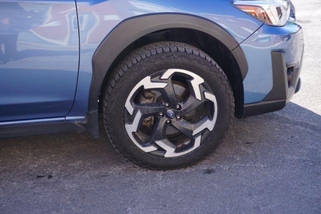 2021 Horizon Blue Pearl /2 tone gray Subaru Crosstrek Limited (JF2GTHMC2MH) with an 2.5L H-4 gasoline direct injection engine, located at 312 Centre Ave, Schuylkill Haven, PA, 17972, (570) 593-5278, 40.638130, -76.177383 - Photo#22