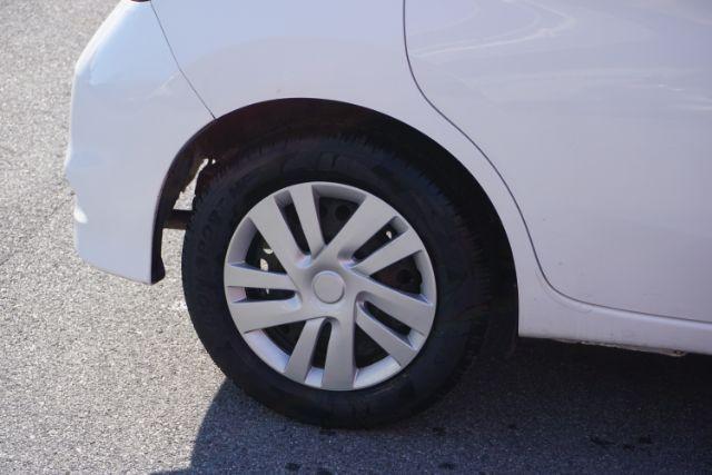 2019 Nissan Versa Note SV (3N1CE2CP4KL) with an 1.6L L4 DOHC 16V engine, Continuously Variable Transmission transmission, located at 312 Centre Ave, Schuylkill Haven, PA, 17972, (570) 593-5278, 40.638130, -76.177383 - Photo#18