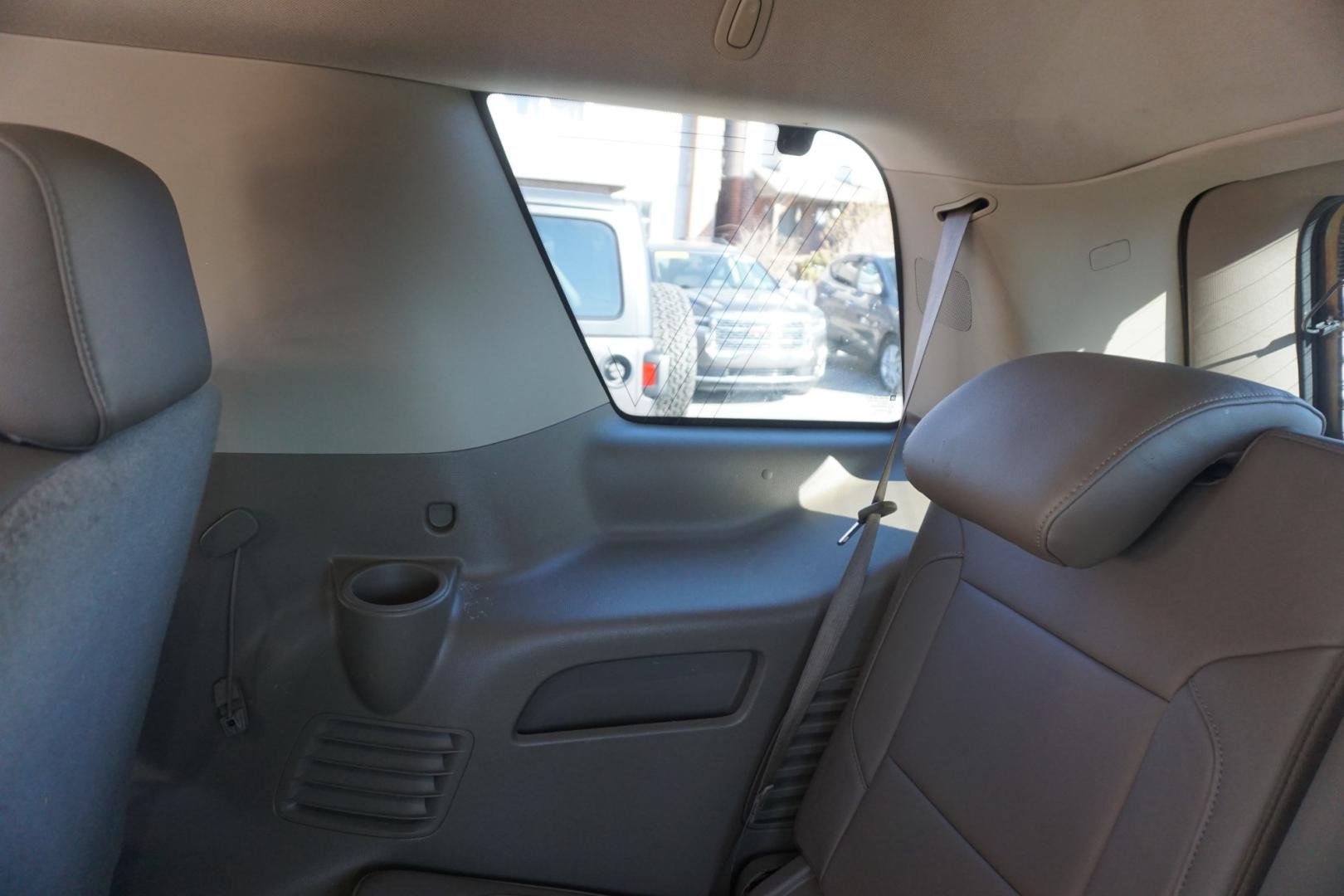 2016 BROWNSTONE METALLIC CHEVROLET TAHOE LT (1GNSKBKC6GR) with an 5.3L V8 engine, AUTOMATIC transmission, located at 312 Centre Ave, Schuylkill Haven, PA, 17972, (570) 593-5278, 40.638130, -76.177383- Photo#37