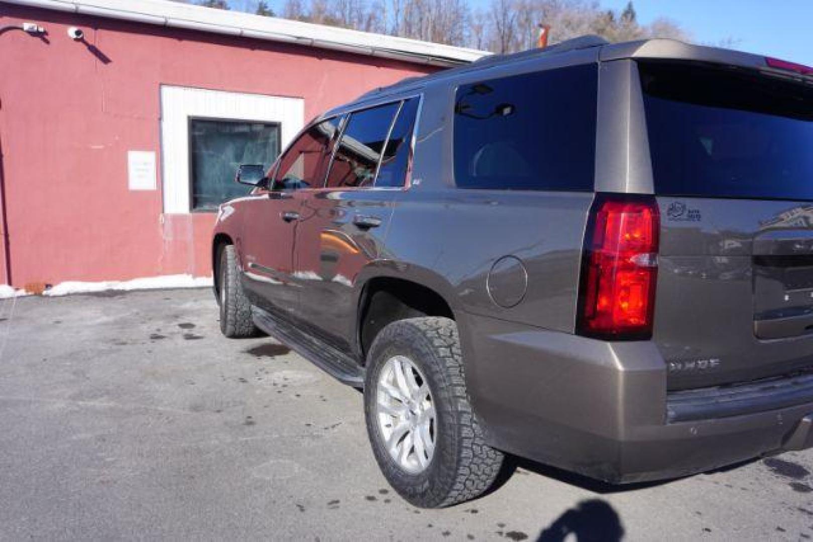 2016 BROWNSTONE METALLIC CHEVROLET TAHOE LT (1GNSKBKC6GR) with an 5.3L V8 engine, AUTOMATIC transmission, located at 312 Centre Ave, Schuylkill Haven, PA, 17972, (570) 593-5278, 40.638130, -76.177383- Photo#49