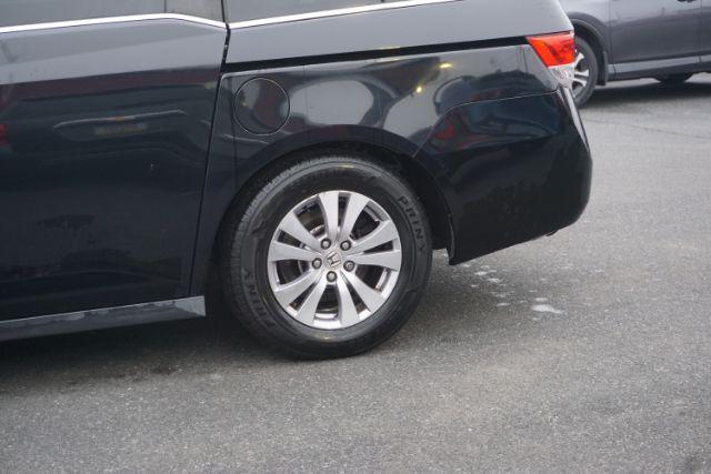 2015 Crystal Black Pearl /Gray Honda Odyssey EX-L (5FNRL5H60FB) with an 3.5L V-6 i-VTEC variable valve control engine, located at 312 Centre Ave, Schuylkill Haven, PA, 17972, (570) 593-5278, 40.638130, -76.177383 - Photo#8