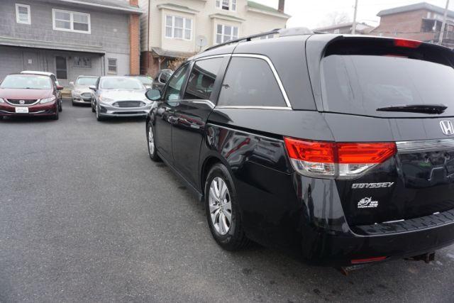 2015 Crystal Black Pearl /Gray Honda Odyssey EX-L (5FNRL5H60FB) with an 3.5L V-6 i-VTEC variable valve control engine, located at 312 Centre Ave, Schuylkill Haven, PA, 17972, (570) 593-5278, 40.638130, -76.177383 - Photo#9