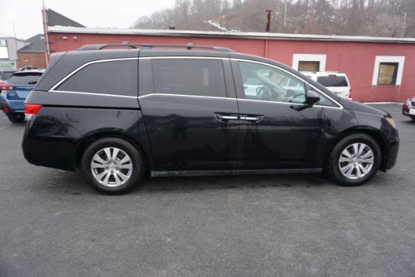 2015 Crystal Black Pearl /Gray Honda Odyssey EX-L (5FNRL5H60FB) with an 3.5L V-6 i-VTEC variable valve control engine, located at 312 Centre Ave, Schuylkill Haven, PA, 17972, (570) 593-5278, 40.638130, -76.177383 - Photo#13