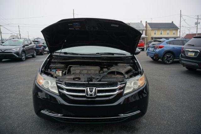 2015 Crystal Black Pearl /Gray Honda Odyssey EX-L (5FNRL5H60FB) with an 3.5L V-6 i-VTEC variable valve control engine, located at 312 Centre Ave, Schuylkill Haven, PA, 17972, (570) 593-5278, 40.638130, -76.177383 - Photo#24
