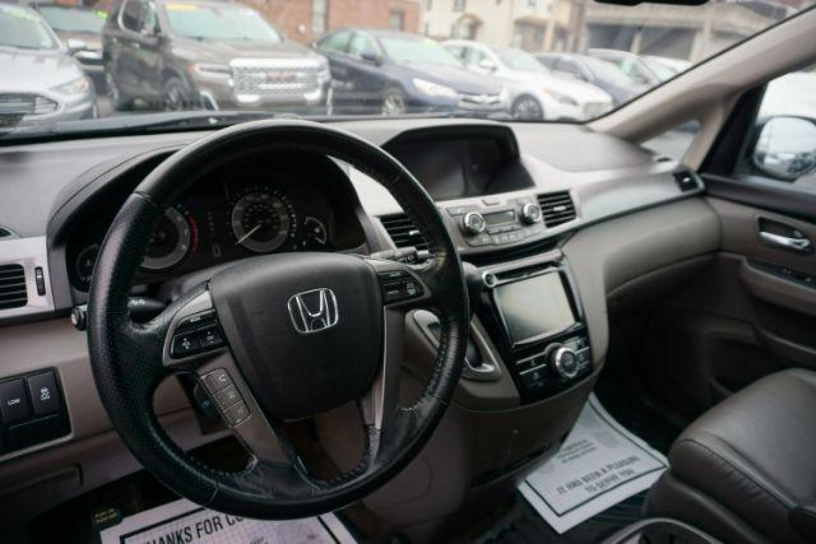 2015 Crystal Black Pearl /Gray Honda Odyssey EX-L (5FNRL5H60FB) with an 3.5L V-6 i-VTEC variable valve control engine, located at 312 Centre Ave, Schuylkill Haven, PA, 17972, (570) 593-5278, 40.638130, -76.177383 - Photo#30