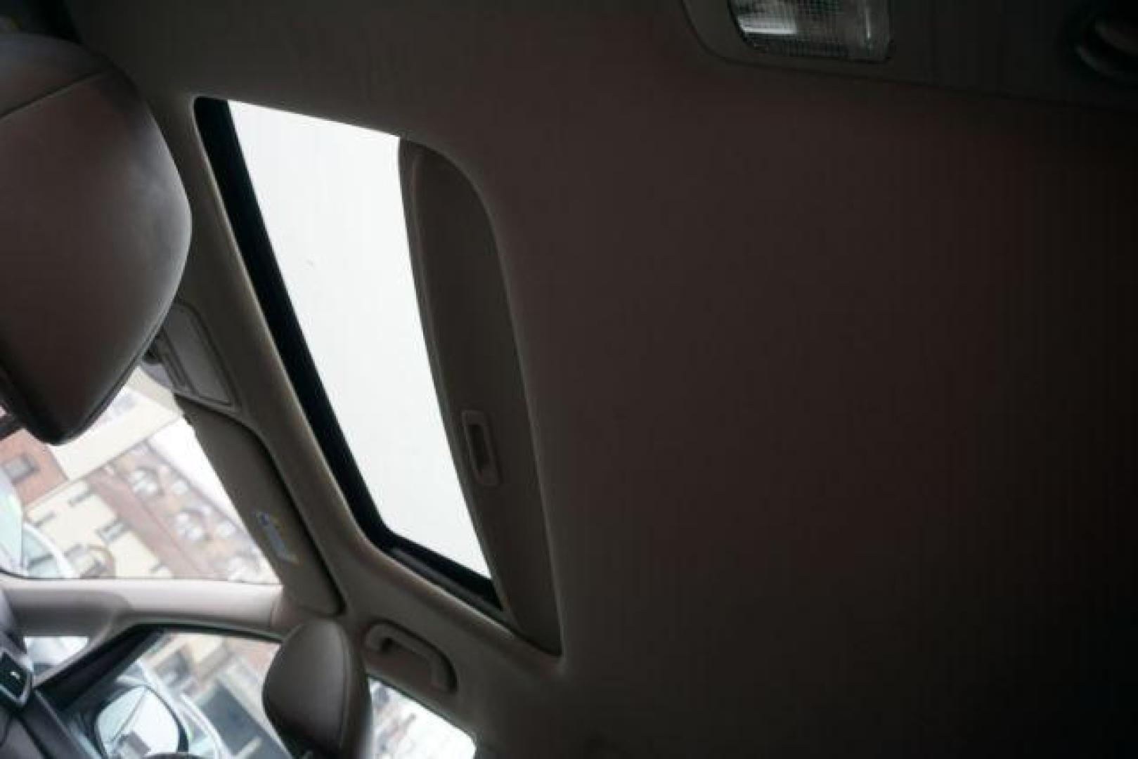 2015 Crystal Black Pearl /Gray Honda Odyssey EX-L (5FNRL5H60FB) with an 3.5L V-6 i-VTEC variable valve control engine, located at 312 Centre Ave, Schuylkill Haven, PA, 17972, (570) 593-5278, 40.638130, -76.177383 - Photo#38