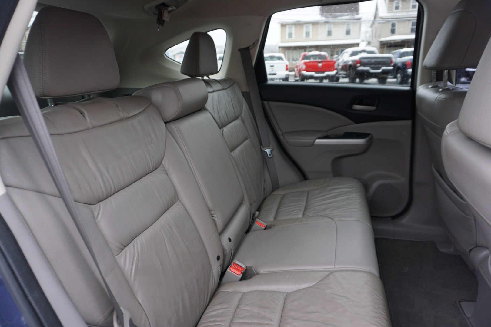 2013 Twilight Blue Metallic /Beige HONDA CR-V EX-L (2HKRM4H77DH) with an 2.4L I-4 DOHC engine, located at 312 Centre Ave, Schuylkill Haven, PA, 17972, (570) 593-5278, 40.638130, -76.177383 - Photo#39