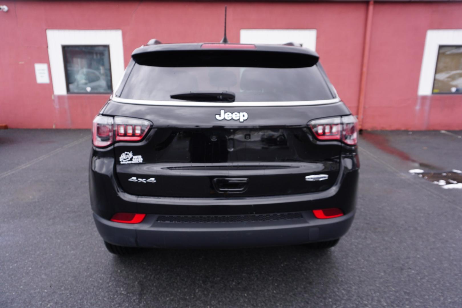 2022 Diamond Black Crystal Pearlcoat /Black JEEP COMPASS LATITUDE (3C4NJDBB5NT) with an MultiAir2 Tigershark 2.4L I-4 variable valve contr engine, located at 312 Centre Ave, Schuylkill Haven, PA, 17972, (570) 593-5278, 40.638130, -76.177383 - Photo#10
