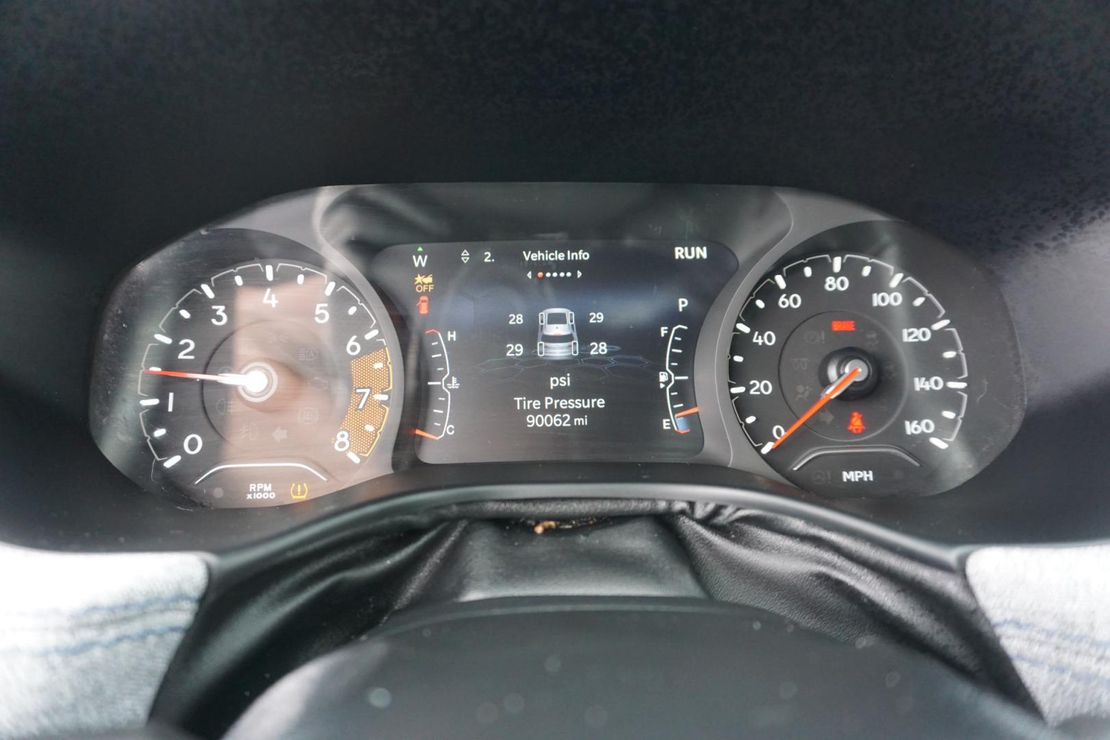 2022 Diamond Black Crystal Pearlcoat /Black JEEP COMPASS LATITUDE (3C4NJDBB5NT) with an MultiAir2 Tigershark 2.4L I-4 variable valve contr engine, located at 312 Centre Ave, Schuylkill Haven, PA, 17972, (570) 593-5278, 40.638130, -76.177383 - Photo#31
