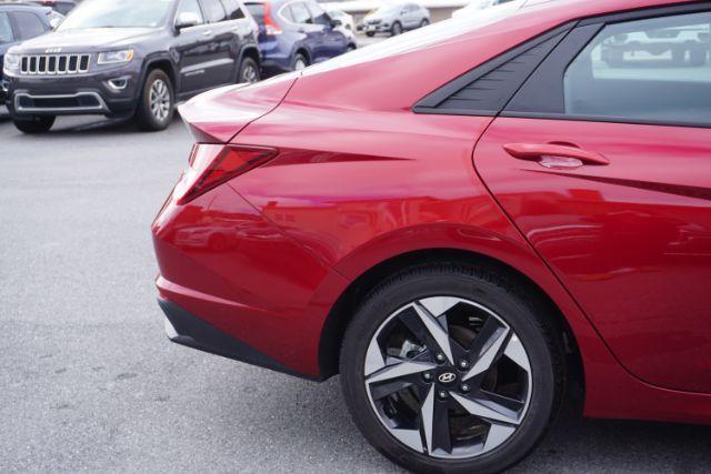 2023 Ultimate Red /Black Hyundai Elantra SEL (KMHLS4AG2PU) with an Nu 2L I-4 DOHC engine, located at 312 Centre Ave, Schuylkill Haven, PA, 17972, (570) 593-5278, 40.638130, -76.177383 - Photo#16