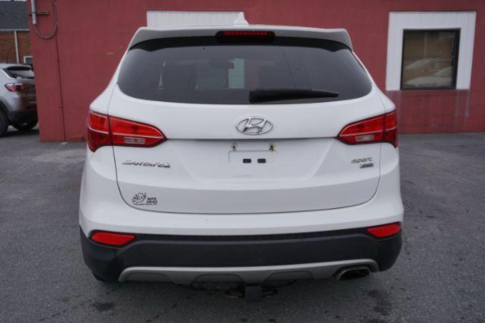2014 Frost White Pearl /Gray Hyundai Santa Fe Sport 2.4L (5XYZTDLB5EG) with an Theta II 2.4L I-4 gasoline direct injection engine, located at 312 Centre Ave, Schuylkill Haven, PA, 17972, (570) 593-5278, 40.638130, -76.177383 - Photo#10