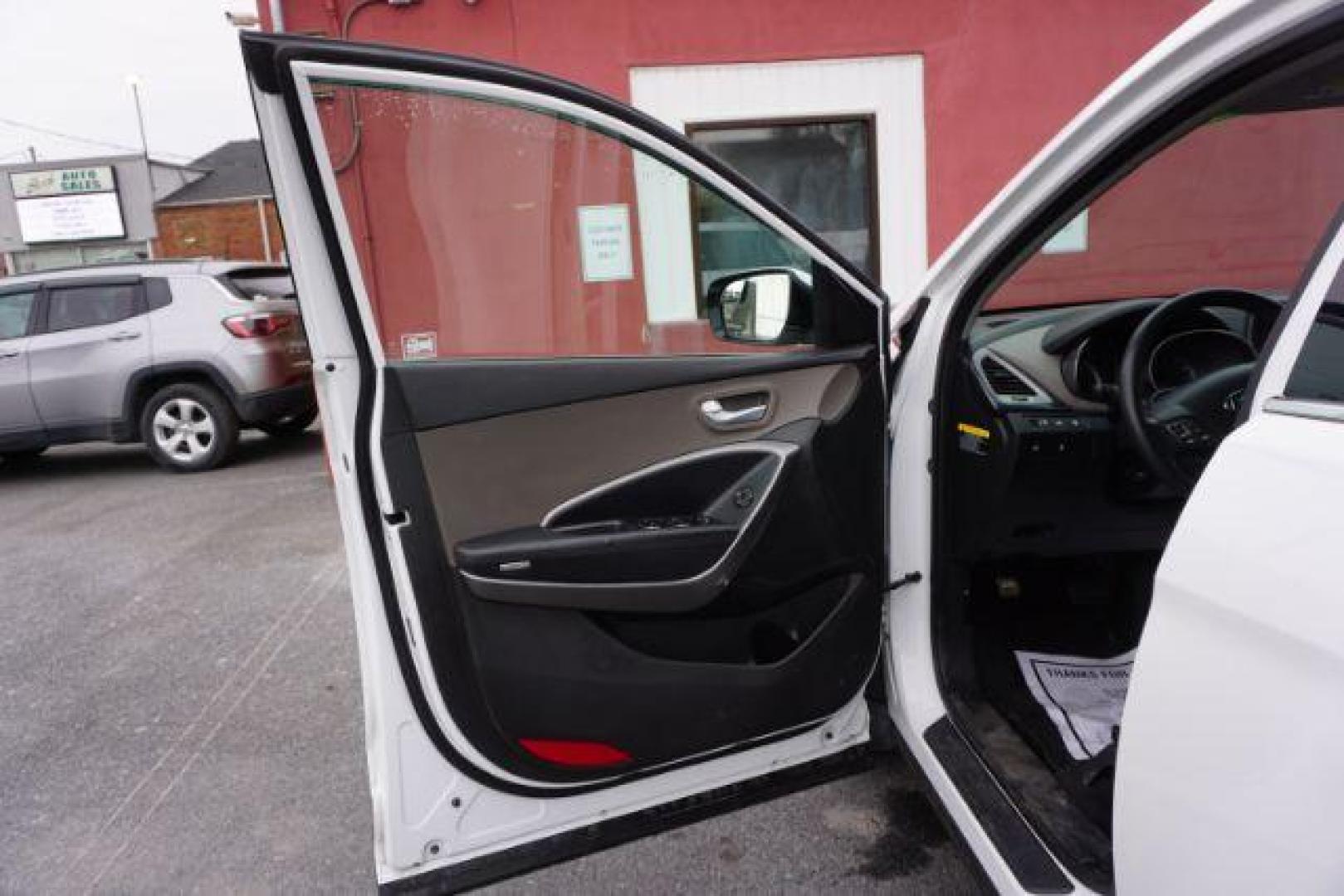 2014 Frost White Pearl /Gray Hyundai Santa Fe Sport 2.4L (5XYZTDLB5EG) with an Theta II 2.4L I-4 gasoline direct injection engine, located at 312 Centre Ave, Schuylkill Haven, PA, 17972, (570) 593-5278, 40.638130, -76.177383 - Photo#34