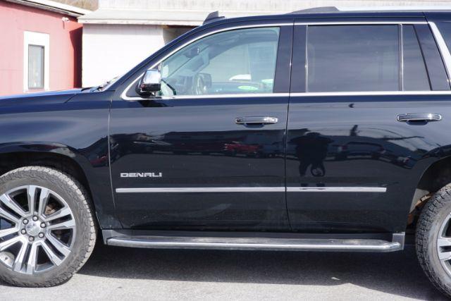 2019 Onyx Black /Jet Black GMC Yukon Denali (1GKS2CKJ3KR) with an EcoTec3 6.2L V-8 gasoline direct injection engine, located at 312 Centre Ave, Schuylkill Haven, PA, 17972, (570) 593-5278, 40.638130, -76.177383 - Photo#4