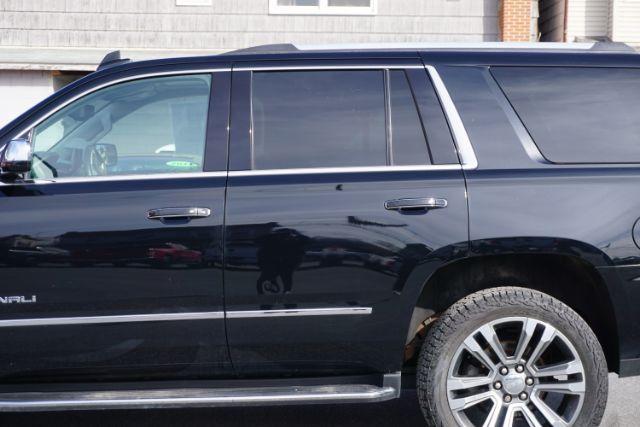 2019 Onyx Black /Jet Black GMC Yukon Denali (1GKS2CKJ3KR) with an EcoTec3 6.2L V-8 gasoline direct injection engine, located at 312 Centre Ave, Schuylkill Haven, PA, 17972, (570) 593-5278, 40.638130, -76.177383 - Photo#6