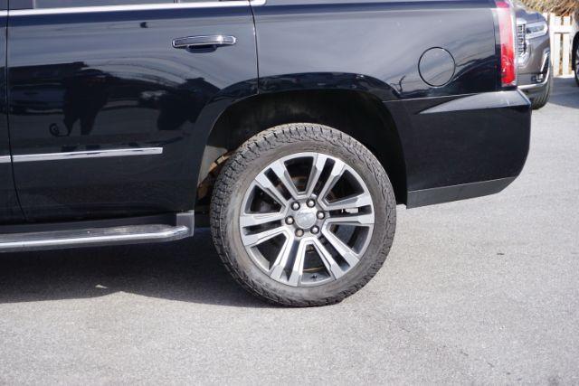 2019 Onyx Black /Jet Black GMC Yukon Denali (1GKS2CKJ3KR) with an EcoTec3 6.2L V-8 gasoline direct injection engine, located at 312 Centre Ave, Schuylkill Haven, PA, 17972, (570) 593-5278, 40.638130, -76.177383 - Photo#8