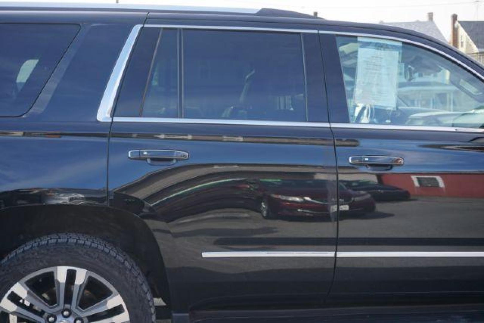 2019 Onyx Black /Jet Black GMC YUKON DENALI (1GKS2CKJ3KR) with an EcoTec3 6.2L V-8 gasoline direct injection engine, located at 312 Centre Ave, Schuylkill Haven, PA, 17972, (570) 593-5278, 40.638130, -76.177383- Photo#19