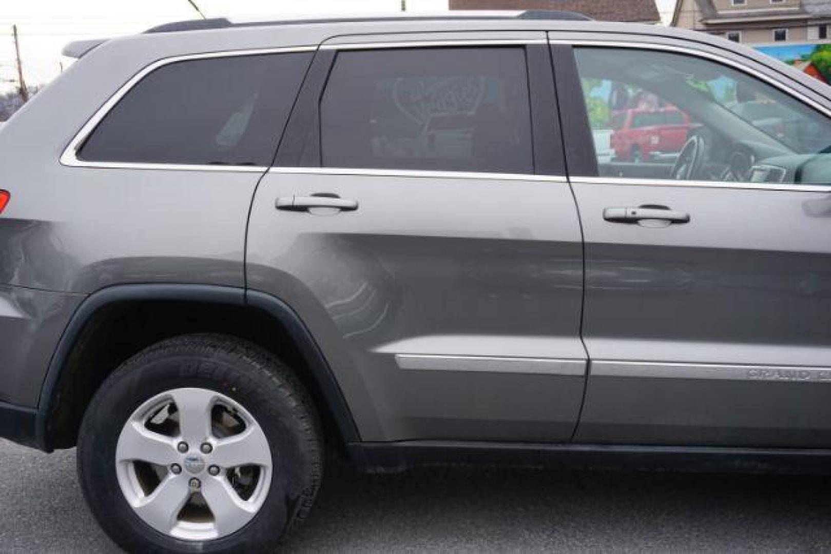 2012 Mineral Gray Metallic Clearcoat /Medium Graystone/Dark Graystone Jeep Grand Cherokee Laredo (1C4RJFAGXCC) , located at 312 Centre Ave, Schuylkill Haven, PA, 17972, (570) 593-5278, 40.638130, -76.177383 - Photo#17