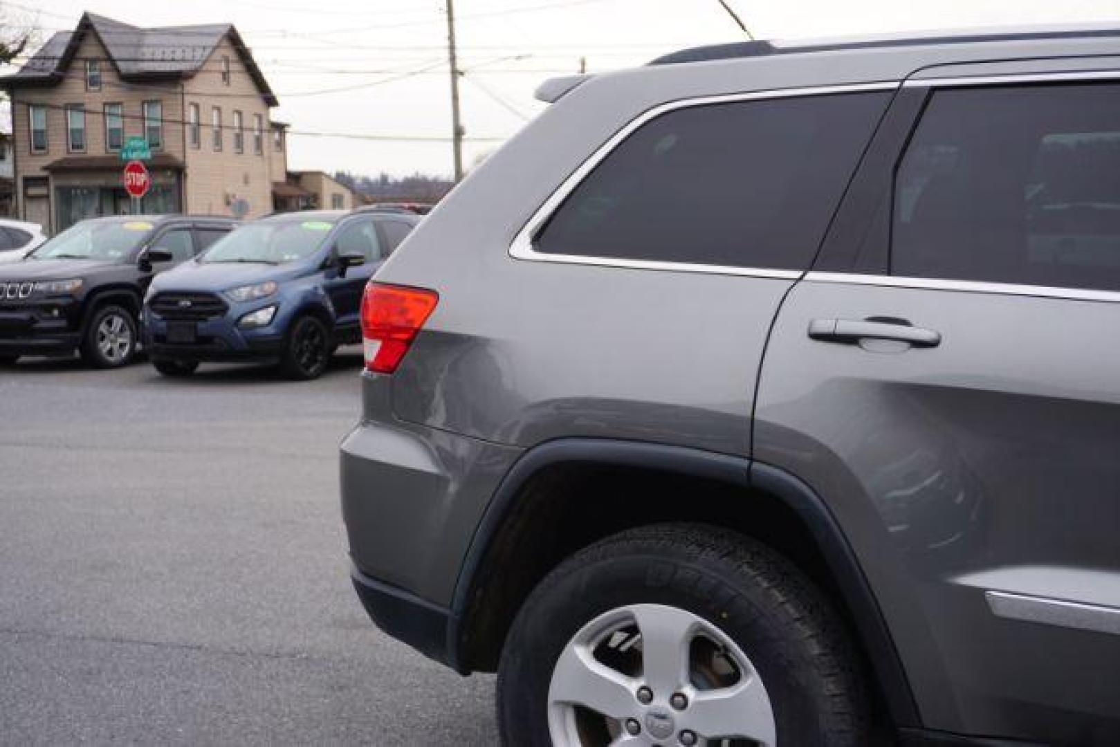 2012 Mineral Gray Metallic Clearcoat /Medium Graystone/Dark Graystone Jeep Grand Cherokee Laredo (1C4RJFAGXCC) , located at 312 Centre Ave, Schuylkill Haven, PA, 17972, (570) 593-5278, 40.638130, -76.177383 - Photo#19