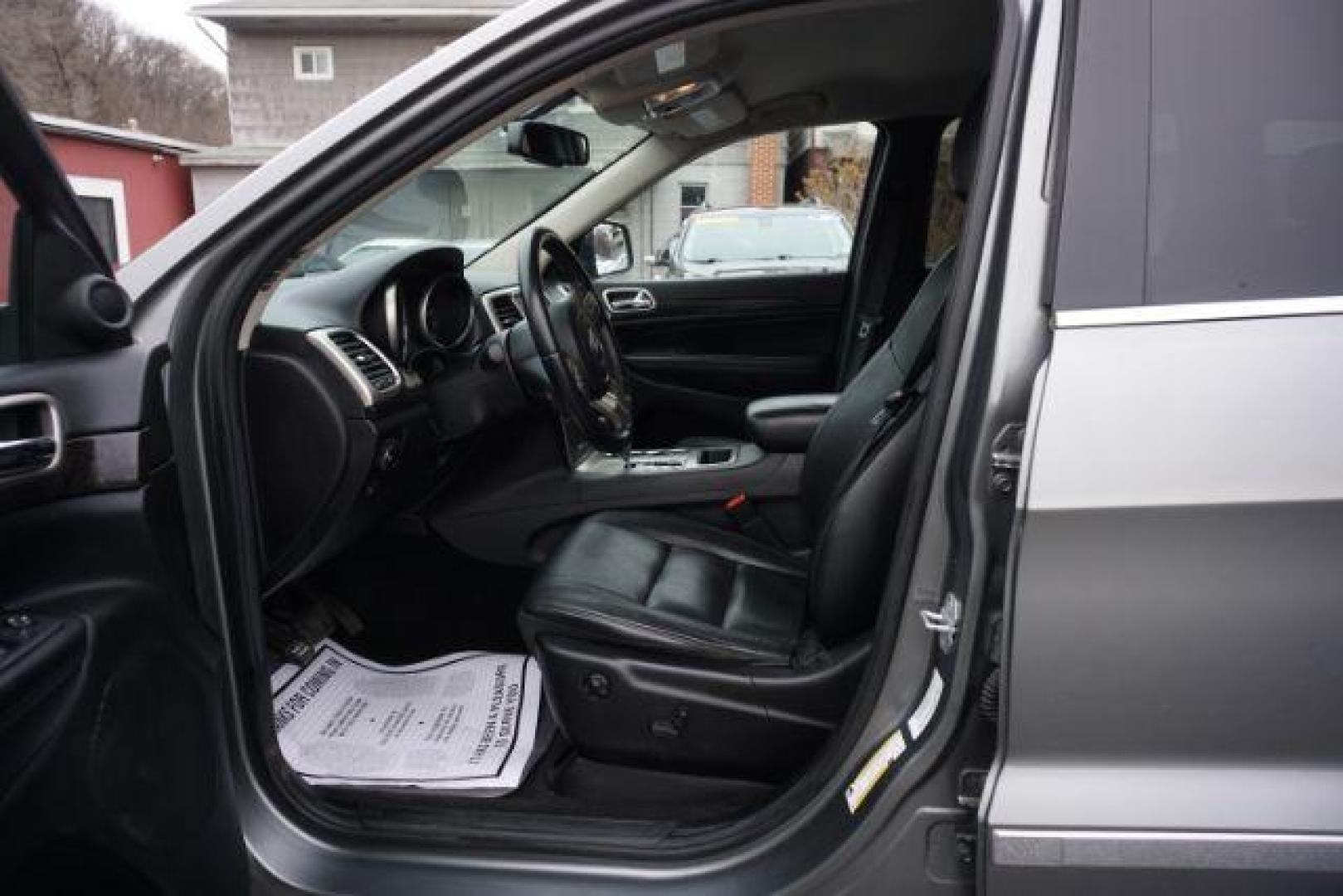 2012 Mineral Gray Metallic Clearcoat /Medium Graystone/Dark Graystone Jeep Grand Cherokee Laredo (1C4RJFAGXCC) , located at 312 Centre Ave, Schuylkill Haven, PA, 17972, (570) 593-5278, 40.638130, -76.177383 - Photo#32