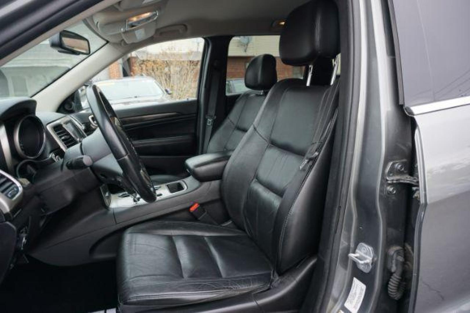 2012 Mineral Gray Metallic Clearcoat /Medium Graystone/Dark Graystone Jeep Grand Cherokee Laredo (1C4RJFAGXCC) , located at 312 Centre Ave, Schuylkill Haven, PA, 17972, (570) 593-5278, 40.638130, -76.177383 - Photo#33