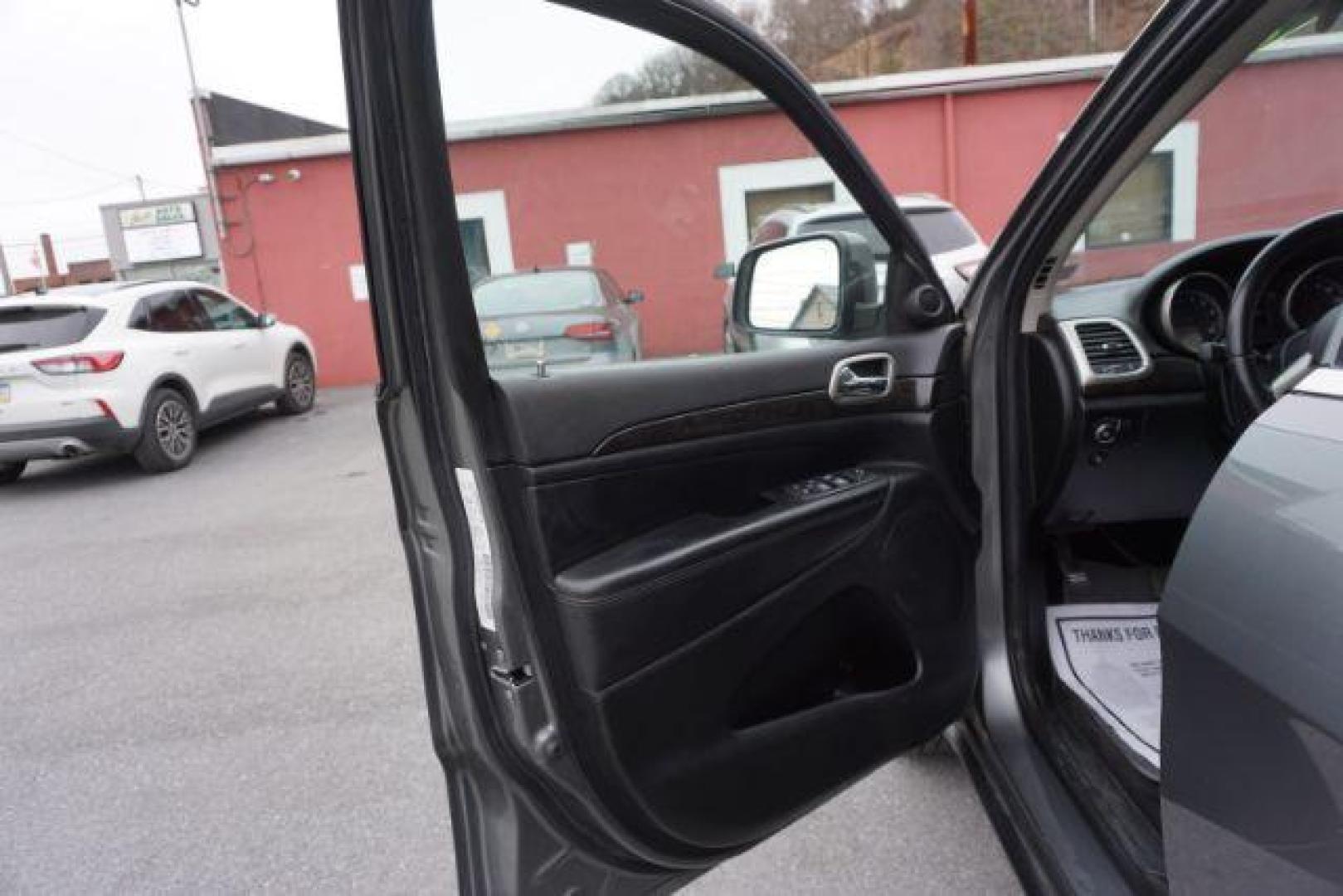2012 Mineral Gray Metallic Clearcoat /Medium Graystone/Dark Graystone Jeep Grand Cherokee Laredo (1C4RJFAGXCC) , located at 312 Centre Ave, Schuylkill Haven, PA, 17972, (570) 593-5278, 40.638130, -76.177383 - Photo#38