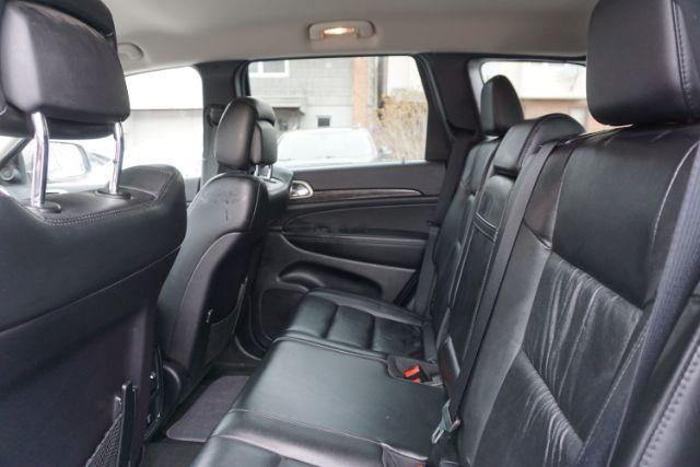 2012 Mineral Gray Metallic Clearcoat /Medium Graystone/Dark Graystone Jeep Grand Cherokee Laredo (1C4RJFAGXCC) , located at 312 Centre Ave, Schuylkill Haven, PA, 17972, (570) 593-5278, 40.638130, -76.177383 - Photo#39