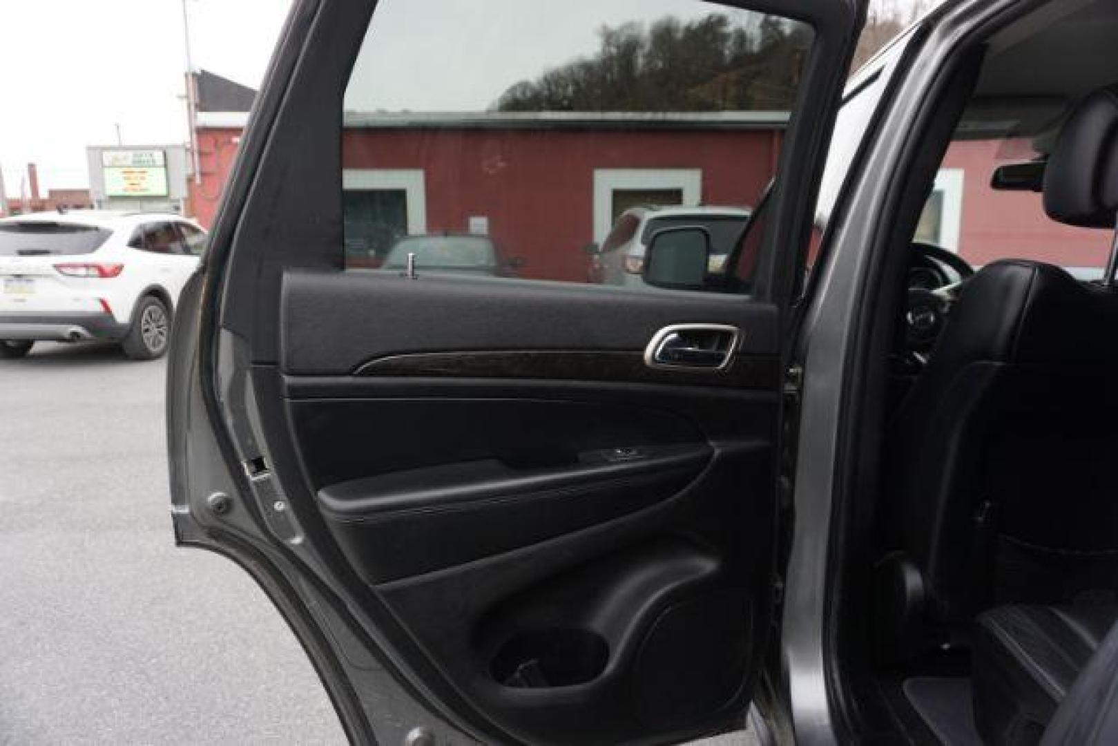 2012 Mineral Gray Metallic Clearcoat /Medium Graystone/Dark Graystone Jeep Grand Cherokee Laredo (1C4RJFAGXCC) , located at 312 Centre Ave, Schuylkill Haven, PA, 17972, (570) 593-5278, 40.638130, -76.177383 - Photo#44