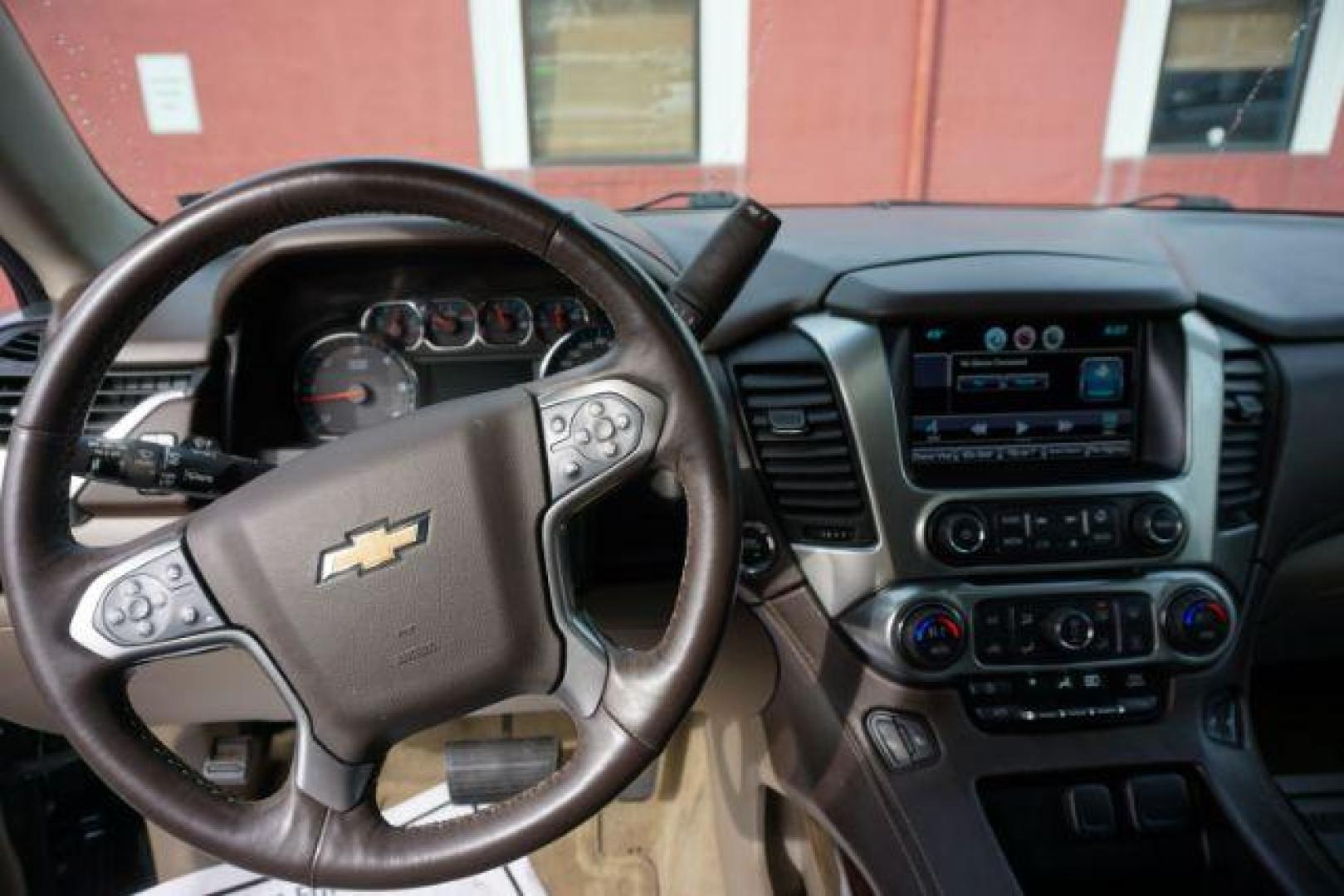 2015 Black /Cocoa/Dune CHEVROLET TAHOE LT (1GNSKBKC3FR) with an EcoTec3 5.3L V-8 gasoline direct injection engine, located at 312 Centre Ave, Schuylkill Haven, PA, 17972, (570) 593-5278, 40.638130, -76.177383- Photo#76