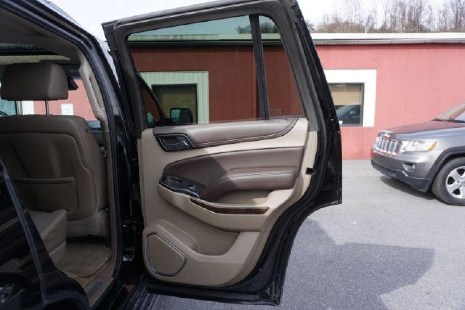 2015 Black /Cocoa/Dune CHEVROLET TAHOE LT (1GNSKBKC3FR) with an EcoTec3 5.3L V-8 gasoline direct injection engine, located at 312 Centre Ave, Schuylkill Haven, PA, 17972, (570) 593-5278, 40.638130, -76.177383- Photo#89