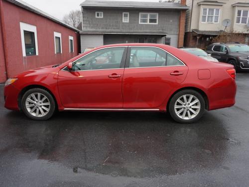 2014 Toyota Camry SE V6 | XLE V6