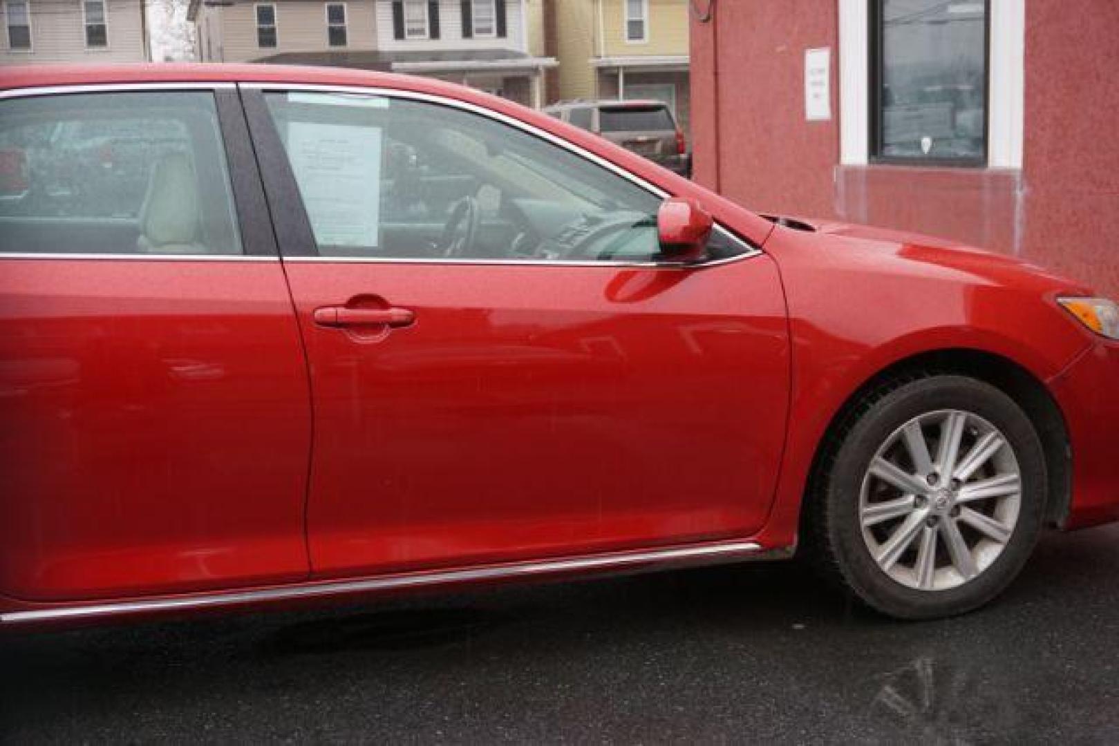 2014 Barcelona Red Metallic /Black/Ash 2-Tone TOYOTA CAMRY XLE (4T1BK1FK2EU) with an 3.5L V-6 DOHC engine, located at 312 Centre Ave, Schuylkill Haven, PA, 17972, (570) 593-5278, 40.638130, -76.177383- Photo#60