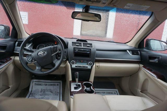 2014 Barcelona Red Metallic /Black/Ash 2-Tone Toyota Camry SE V6 | XLE V6 (4T1BK1FK2EU) with an 3.5L V-6 DOHC engine, located at 312 Centre Ave, Schuylkill Haven, PA, 17972, (570) 593-5278, 40.638130, -76.177383 - Photo#39