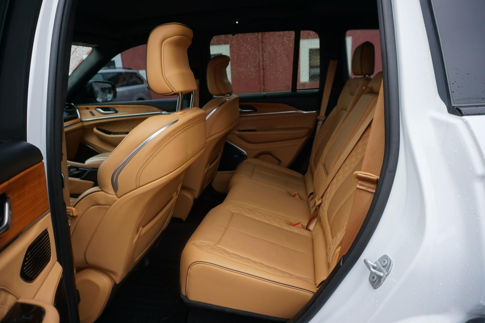 2022 Bright White Clearcoat /Tupelo/Black JEEP GRAND CHEROKEE SUMMIT RESERVE (1C4RJHET6N8) , located at 312 Centre Ave, Schuylkill Haven, PA, 17972, (570) 593-5278, 40.638130, -76.177383 - Photo#36