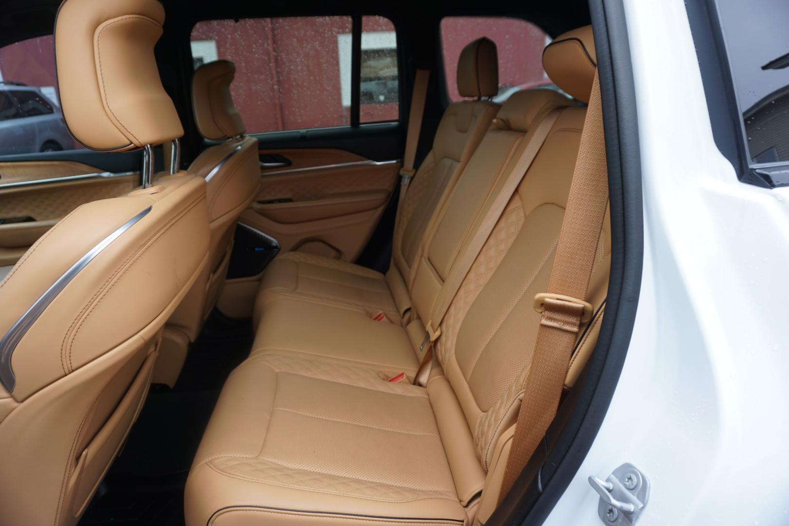 2022 Bright White Clearcoat /Tupelo/Black JEEP GRAND CHEROKEE SUMMIT RESERVE (1C4RJHET6N8) , located at 312 Centre Ave, Schuylkill Haven, PA, 17972, (570) 593-5278, 40.638130, -76.177383 - Photo#37