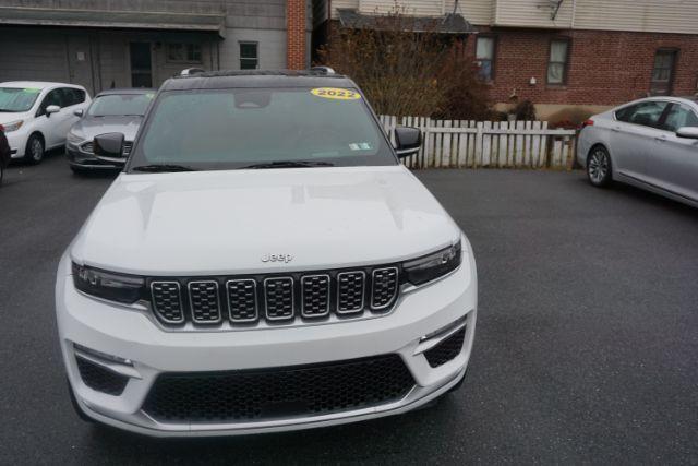 2022 Bright White Clearcoat /Tupelo/Black Jeep Grand Cherokee Summit Reserve 4x4 (1C4RJHET6N8) , located at 312 Centre Ave, Schuylkill Haven, PA, 17972, (570) 593-5278, 40.638130, -76.177383 - Photo#23