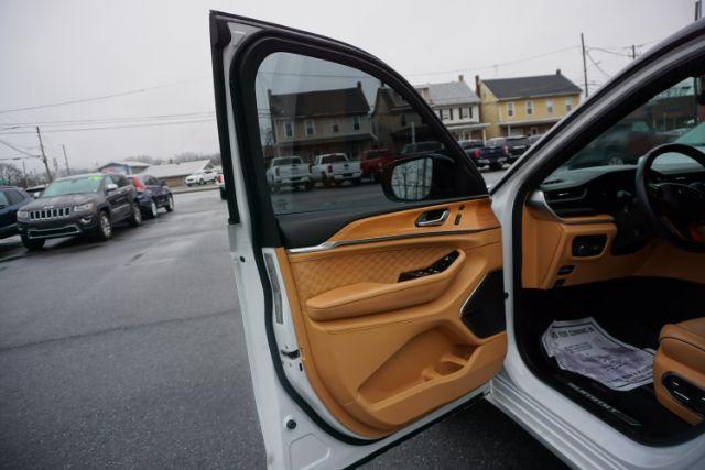 2022 Bright White Clearcoat /Tupelo/Black Jeep Grand Cherokee Summit Reserve 4x4 (1C4RJHET6N8) , located at 312 Centre Ave, Schuylkill Haven, PA, 17972, (570) 593-5278, 40.638130, -76.177383 - Photo#34
