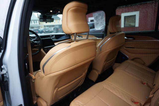 2022 Bright White Clearcoat /Tupelo/Black Jeep Grand Cherokee Summit Reserve 4x4 (1C4RJHET6N8) , located at 312 Centre Ave, Schuylkill Haven, PA, 17972, (570) 593-5278, 40.638130, -76.177383 - Photo#38