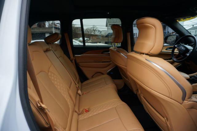 2022 Bright White Clearcoat /Tupelo/Black Jeep Grand Cherokee Summit Reserve 4x4 (1C4RJHET6N8) , located at 312 Centre Ave, Schuylkill Haven, PA, 17972, (570) 593-5278, 40.638130, -76.177383 - Photo#43